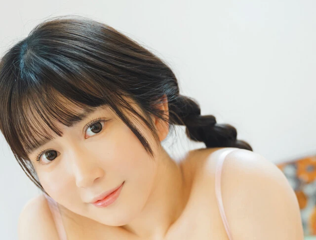 読者投票No.1のI(アイ)カップ! 春の「TGIF週プレ賞」2024グランプリ・もものすけがグラビアに!「推しの歯が並んでいると頑張れます」