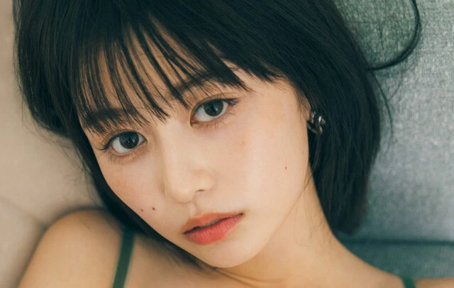 『王様のブランチ』リポーター・冴木柚葉が週プレでランジェリー姿を披露