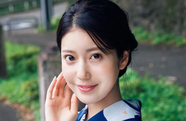 "令和の峰不二子"こと阿部なつきが週プレのグラビアに早くも3回目の登場！「雑誌やテレビに出ることは目標でもあり、通過点でもある。努力の過程を楽しみたいです」