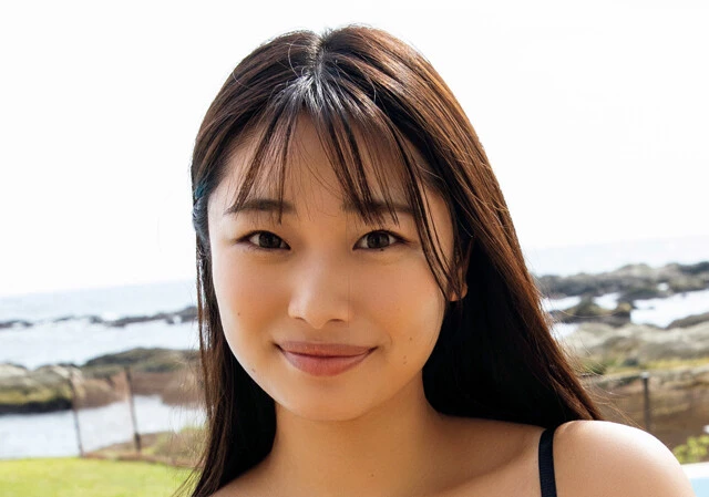 イメージDVDが大ヒット中! "飛び出すH cupバスト"星野 琴(こと)が週プレグラビア初登場「DVDのレビューに『天真爛漫すぎて、エロくない』って(笑)」