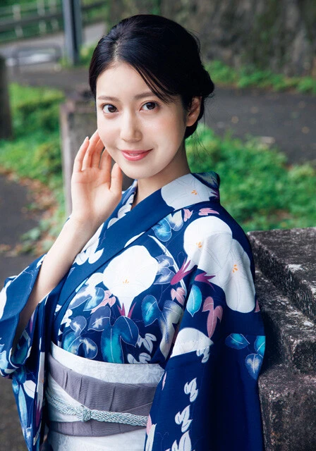 『週刊プレイボーイ』のグラビアに登場した阿部なつき