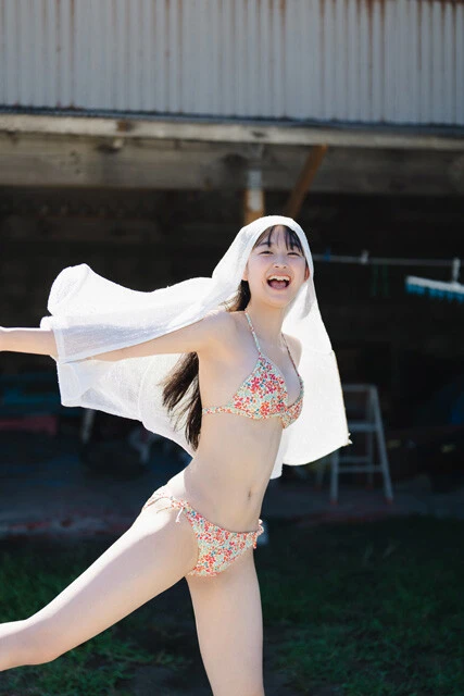 デジタル写真集『忘れたくない夏』（撮影／HIROKAZU）