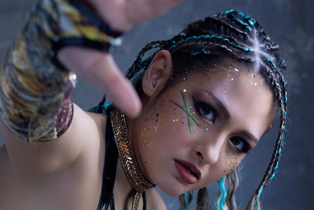 女子プロレス界"狂気のカリスマ"・ジュリアが週プレで水着グラビア披露「女子プロレスを変えたいならまず自分が大きな存在にならなきゃ」