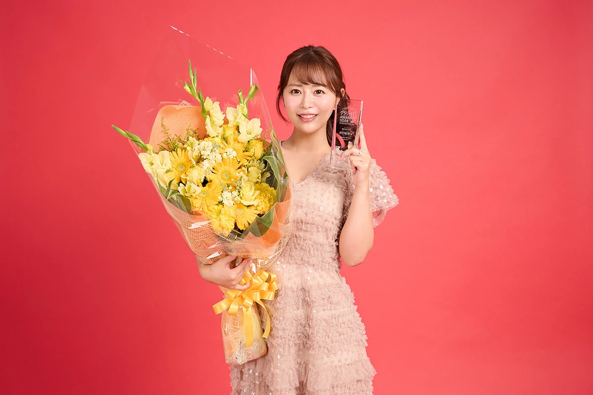 今、最もグラビアンな人気声優・井口裕香。大人の存在感で驚異の大ヒット！【グラジャパ！ AWARD2024】