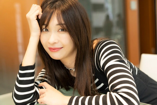 ラスト写真集が話題のレジェンド・山崎真実が語る初グラビアの記憶「目つきがヤバくて、ほとんどしゃべらないから"とっつきにくいコ"だと思われたみたいです」【初グラビア物語】