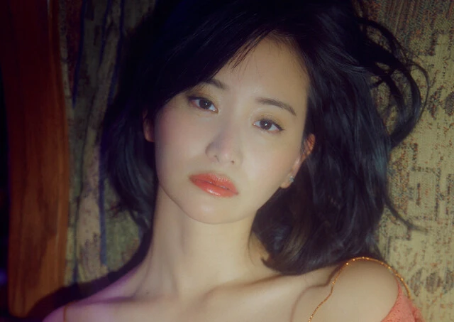 グラビア歴14年目の女優・永尾まりやの"貫禄グラビア"は要注目！「アイドルのプロデュースをやって〝これが夢だったんだ〟と実感してます」