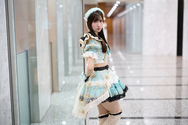 こんなに細いのに大食い、ミントグリーン担当・前垣さら