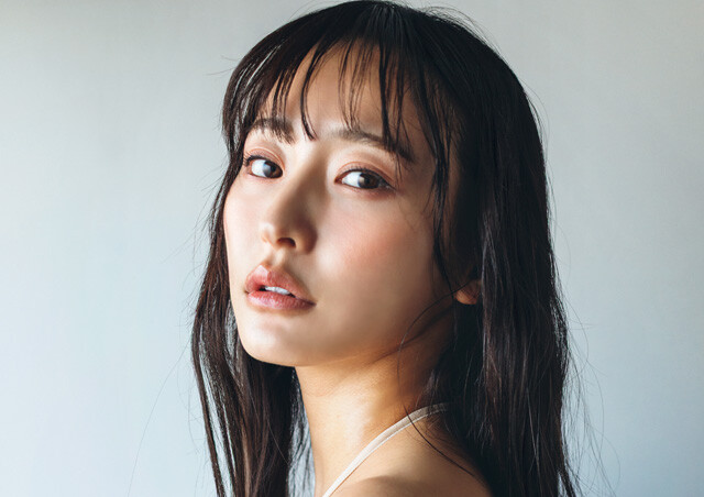 高崎かなみが過去最大のセクシーショットに挑戦!「週プレさんだからこそ、ここまで露出しているんです」