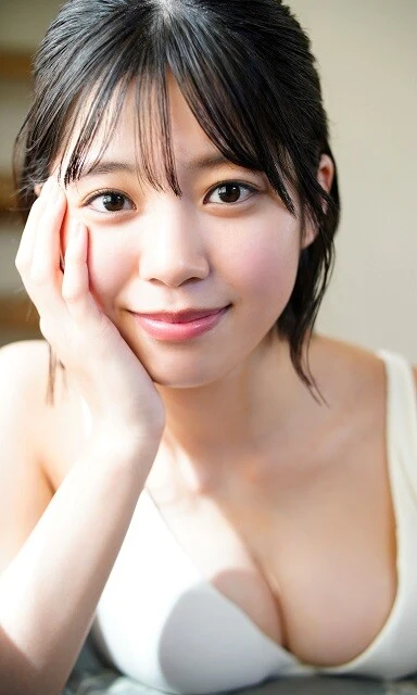 磯村美羽デジタル写真集『スパイになりたいw』/撮影:佐藤佑一