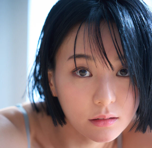 『ドンブラザーズ』のひとり3役女優・新田桃子が2年ぶりのグラビア登場「フリーは大変だけど、楽しめている自分がいます」