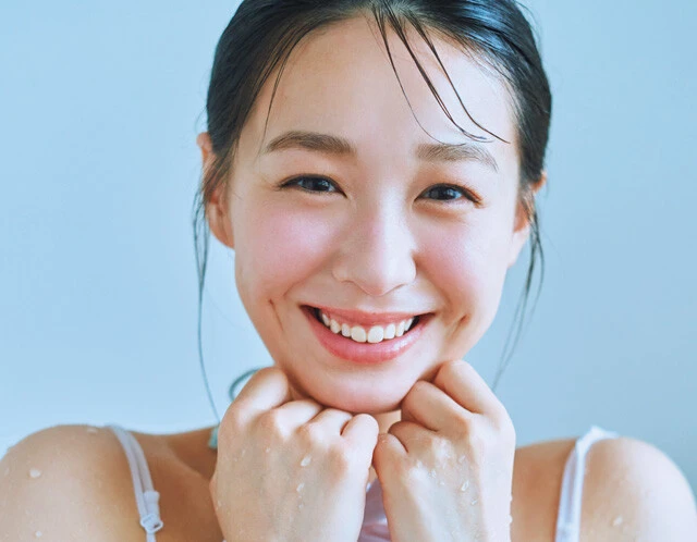 sejuの超大型新人・髙野真央が2度目のグラビアで魅せた逸材感「最近、筋トレとプロテインにハマっているんです」