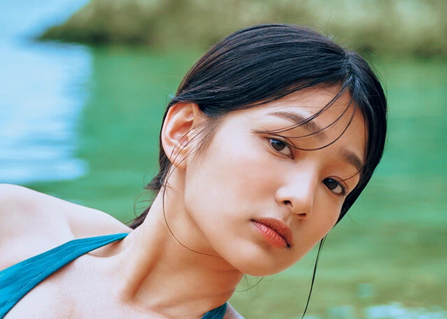 何者でもない17歳が週プレ表紙デビュー&芸名募集。そしてついに名前が決まりました!「虹色が好きな私らしいし、芸能界で咲き誇りたい今の気持ちにピッタリ」