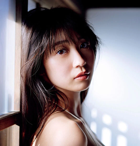 TikTokでも話題のsejuの大型新人・溝端葵が早くも2度目の表紙に登場！「函館でカニと生ニシンを満喫しました！」