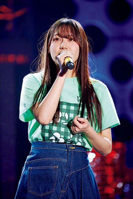 平岡海月（Mitsuki HIRAOKA）番組で常に＂尾崎豊好き＂と紹介されてきた平岡が『僕が僕であるために』（尾崎豊）を初披露。女性には低い音域をものともせず、魂を込めた歌声をアリーナに届けた。MC・福田麻貴（3時のヒロイン）も「本当に好きなのが伝わってきた」と称賛