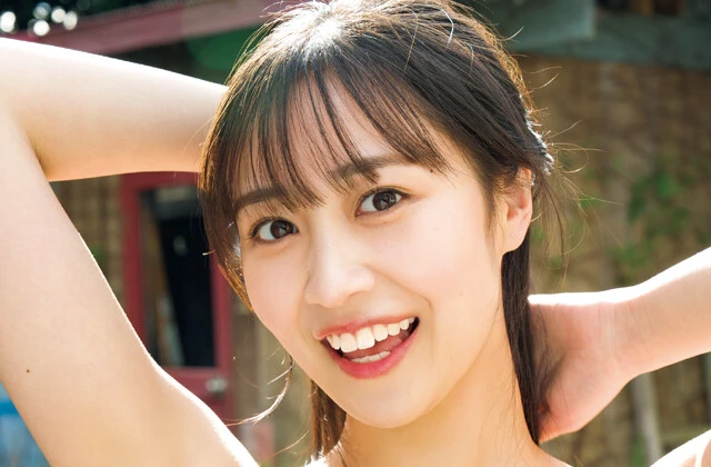 自称"ザ・関西人"の元気印。溝端 葵が初グラビアに挑戦!「seju顔じゃないけど、こういう顔もいます(笑)」