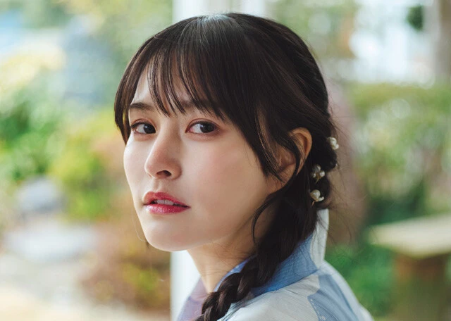 声優界の秘密兵器・香坂さきがグラビアで魅せる新境地「自分を奮い立たせて、撮影に挑ませていただきました」