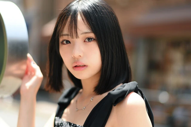 Gカップの原石発掘！ TGIFとのコラボ企画「春の週プレ賞グランプリ」は真白雪澄（ましろ・ゆず）に決定！