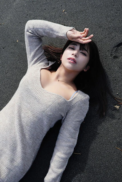 【デジタル限定】川越にこ写真集『八丈島純情』　(C)笠井爾示／週刊プレイボーイ