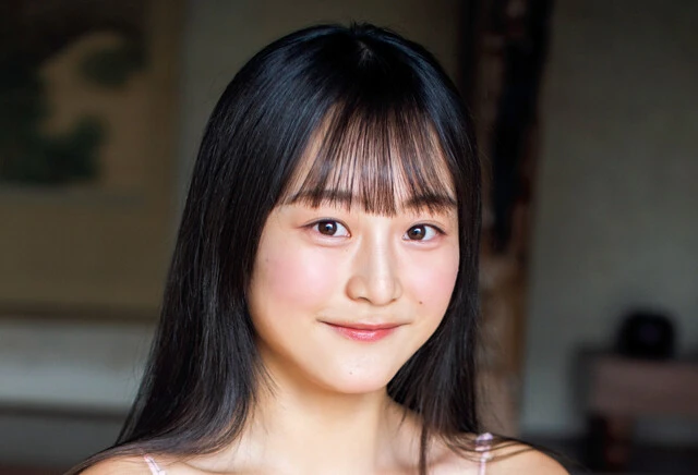 ベビーフェースと抜群のスタイルを持つアイドルグループ・Bety所属の17歳、花咲心菜「渋谷の街中を歩きながら急に踊り出しちゃったりすることもあって（笑）」