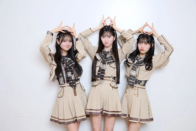 19期研究生・伊藤百花、18期生・八木愛月、17期生・佐藤綺星