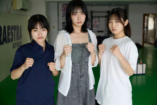 女子格闘技ファン注目のキックボクサー三姉妹――辻井和奏、和花、愛和を直撃「試合後に食べるケーキは最高に美味しいですね（笑）」