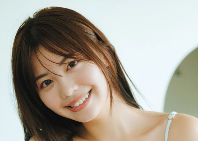 「ミス中央2022」グランプリの9頭身モデル・加藤愛梨がグラビア初登場！「サイドプランク1000回でくびれたウエストを手に入れました！」