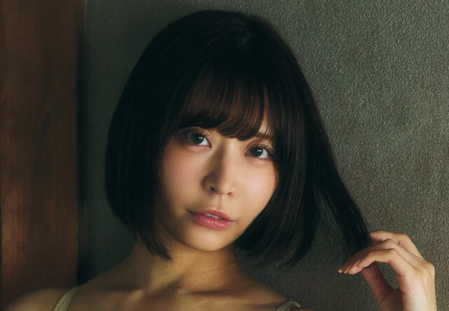 カラダを張り続ける過激SEXYグラドルの小日向結衣「昆虫やジビエをツマミにお酒を飲むのが好きなんです」