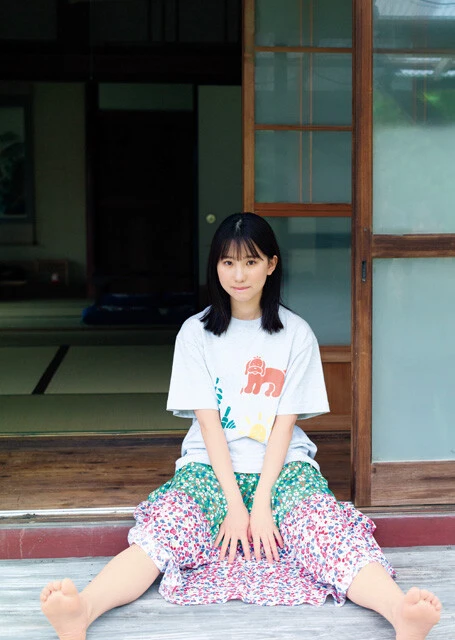 『週刊プレイボーイ』のグラビアに登場した西尾希美