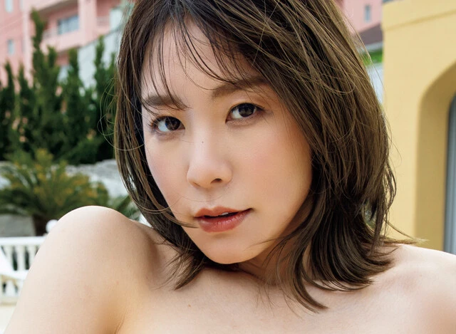 95㎝・Hカップ！　ダイナマイトボディの夏来 唯（なつき・ゆい）「中3から胸が大きくなって、爆モテする未来にわくわく」