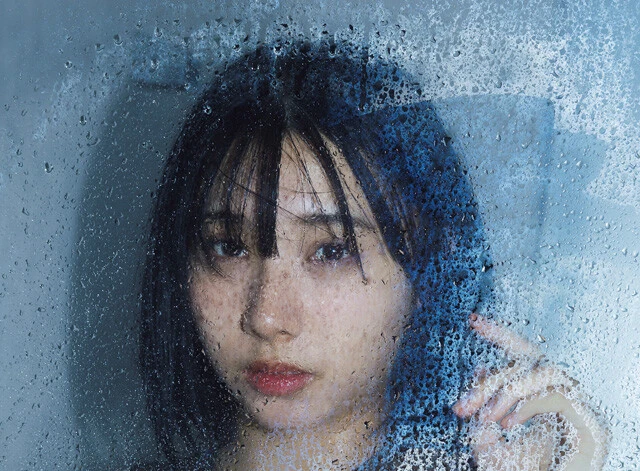 薬学部の大学5年生グラドル・三橋くんがグラビア初登場!「母親もグラビア活動をしていたので、親子2代グラドルです」