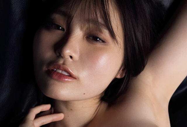 こってりIカップの現役女子大生・佐伯 澪が週プレ初登場!「顔と名前をたっぷり見てもらえるグラビアに挑戦して悩みが消えました」