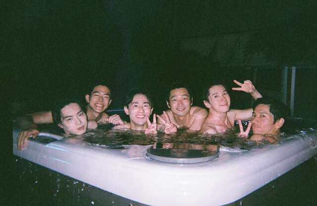写真集『最後の恋人』撮影ラストはメンバー全員でジャグジーに。体も心もぽかぽかになって撮影を終えました!