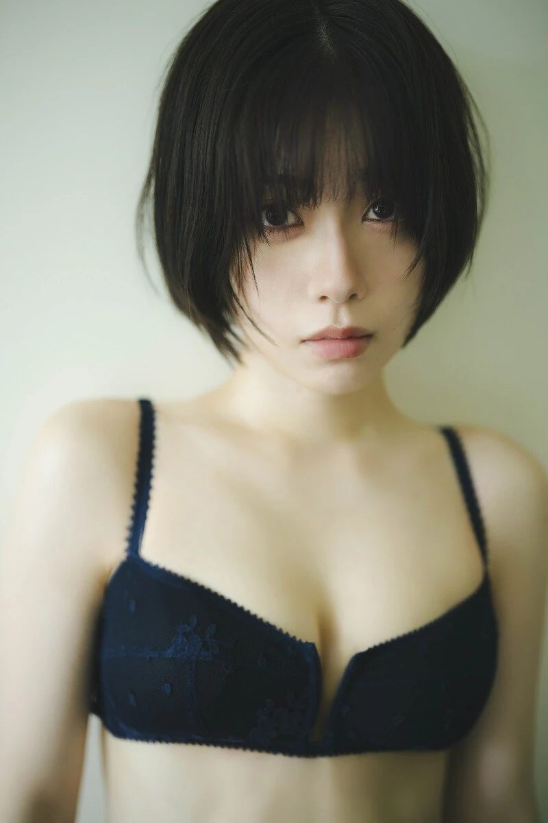 もっといろんな彼女を知りたい！　グラビアでも輝く声優・礒部花凜の新しい顔にドキドキ【週プレ グラジャパ！】