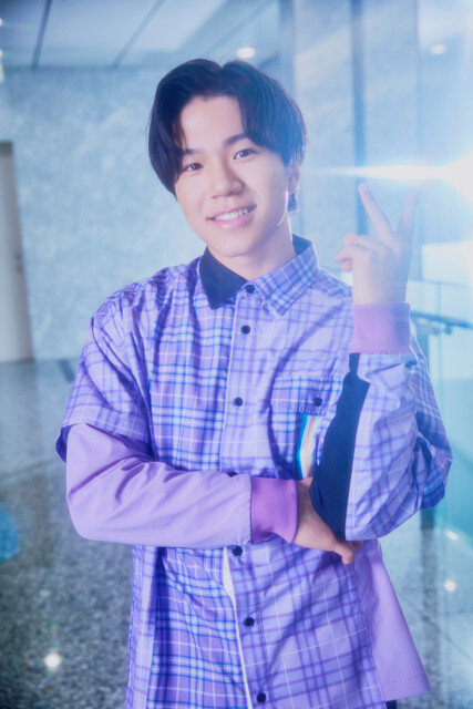 最年少の現役中学生ダンサー。ダンス歴8年。ラブコメ好きのアニメオタク、KOSUKE「得意なダンスジャンルは、ブレイクです。小さい頃にRABを見て、アニソンバトルの文化を知って自分も出るようになりました」