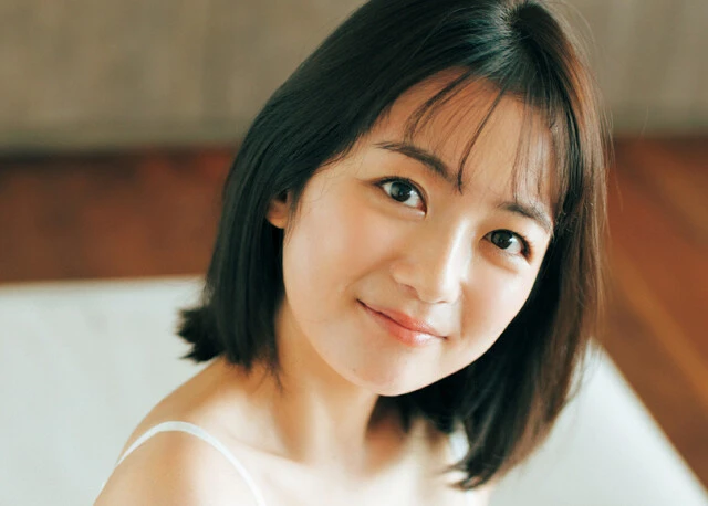 森田涼花が約4年ぶりに臨んだグラビアは、これまでにない大人っぽい衣装にも挑戦「週プレさんには人生の節目に登場させていただくことが多いんですよ」