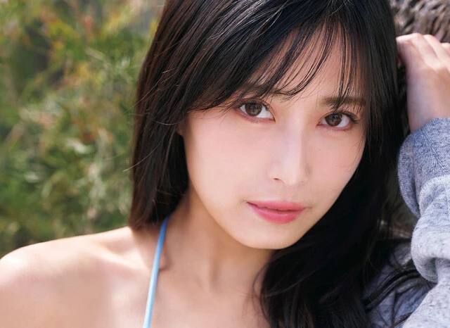 初グラビアが大好評人気。人気声優・鷲見友美ジェナが再びグラビアに挑戦！「同期と『共演したいね』と話していたのが実際にかなってうれしかったです」