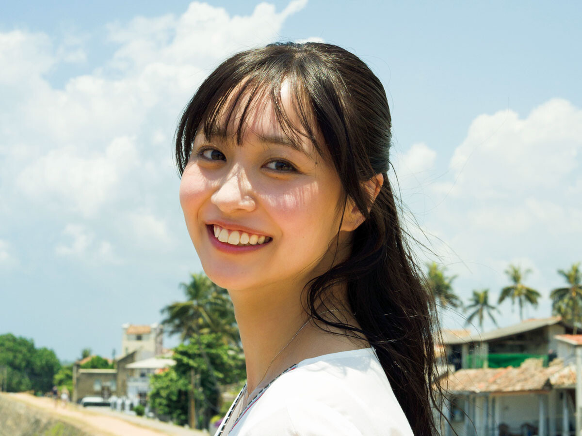 溝端 葵、待望の1st写真集 『あおいままで。』がいよいよ発売！「私が出したい、みんなに見てもらいたいものを全部詰め込みました」