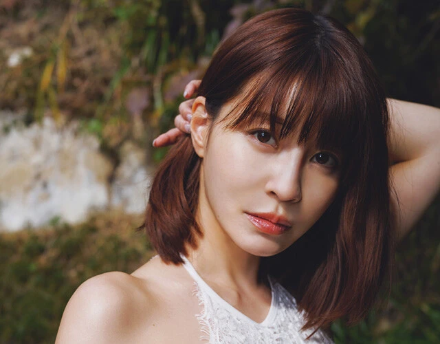 岸 明日香がデビュー15周年で原点回帰＆新たな挑戦も「10年前はごはんの前菜に親子丼を食べてました」