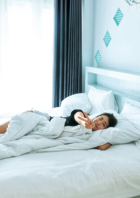 サード写真集『BONUS』（撮影／高橋慶佑）より