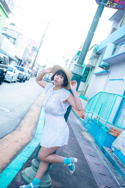 最新デジタル写真集『ゆく夏のロマンス～prologue～』より