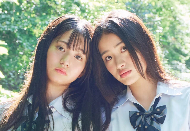 プリンとバク転を愛するベリーパープル・林 友莉菜（はやし・ゆりな）＆高身長166cm、アップルレッド・原武凜奏 （はらたけ・りかな）「一緒に住み始めてから、すごく仲良くなって今ではずっと一緒です！」