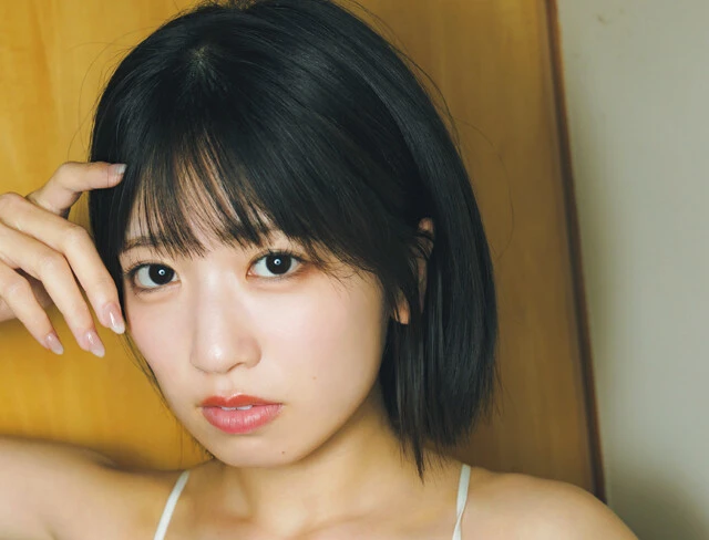「FES☆TIVE」の秘密兵器・小柴あいりが豊満ボディで週刊プレイボーイに再登場！「『重さ確認いいですか！』ってメンバーに温泉で胸を持ち上げられました（笑）」