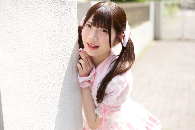 意外とサバサバ系女子・ももちゃん（苑田）「神社巡りが好きなので、休みの半分くらいは御朱印集めに。いつか7人で芸能の神社へお参りに行きたいです」