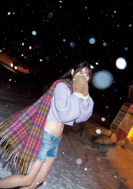 雪平莉左ファースト写真集『とろける。』より
