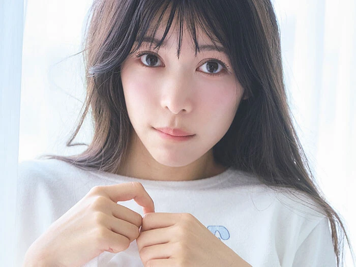 グラビアデビューから3年。最高最強の呼び声の高い令和の文化財級ボディ、七瀬ななの集大成となる写真集が発売決定！「完璧を目指さなくていい、いや、むしろ完璧じゃないほうがいいと思うようになったんです」