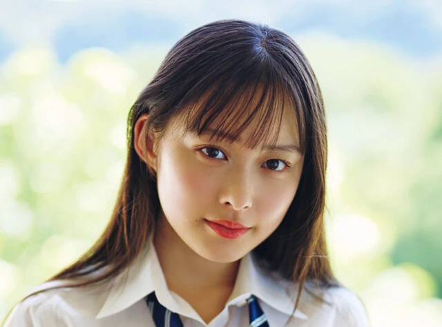 アイドルグループ「my coffret」の清楚&可憐担当・榎本彩乃が初グラビアに挑戦!「自分で言っちゃいますけど、清楚で売ってます!」