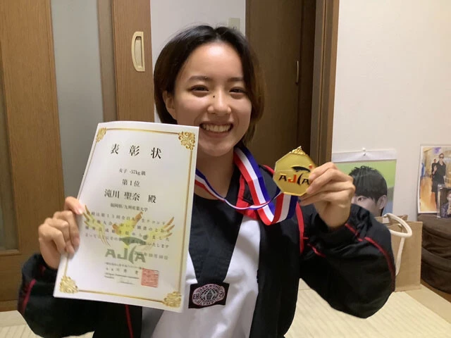 2021年の全日本学生選手権（女子57㎏級）で見事優勝。最高の笑顔が炸裂した瞬間。「うれしさは爆発していましたけど、泣きはしなかったです（笑）」