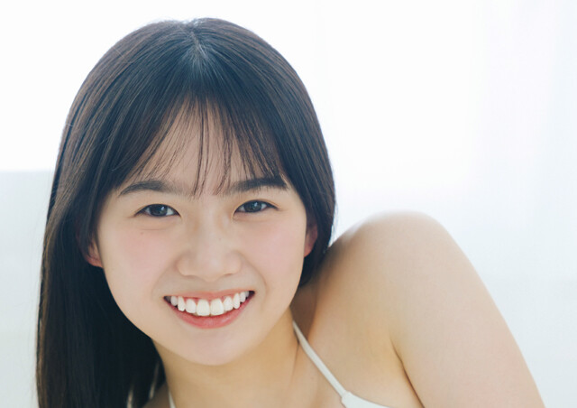 シンガー・ソングライターとしても活動する透明感抜群の原石美少女、月山鈴音（つきやま・りおん）「自分が置かれている状況次第で浮かぶ歌詞やメロディが違うんです」