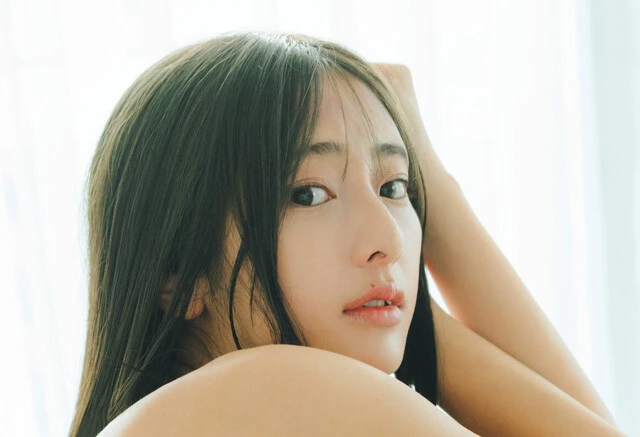 「ミスマガジン2024」審査員特別賞の正統派美人・大西陽羽（あきは）が週プレに初登場！「タレントになってドッキリにかけられるのが夢です！」