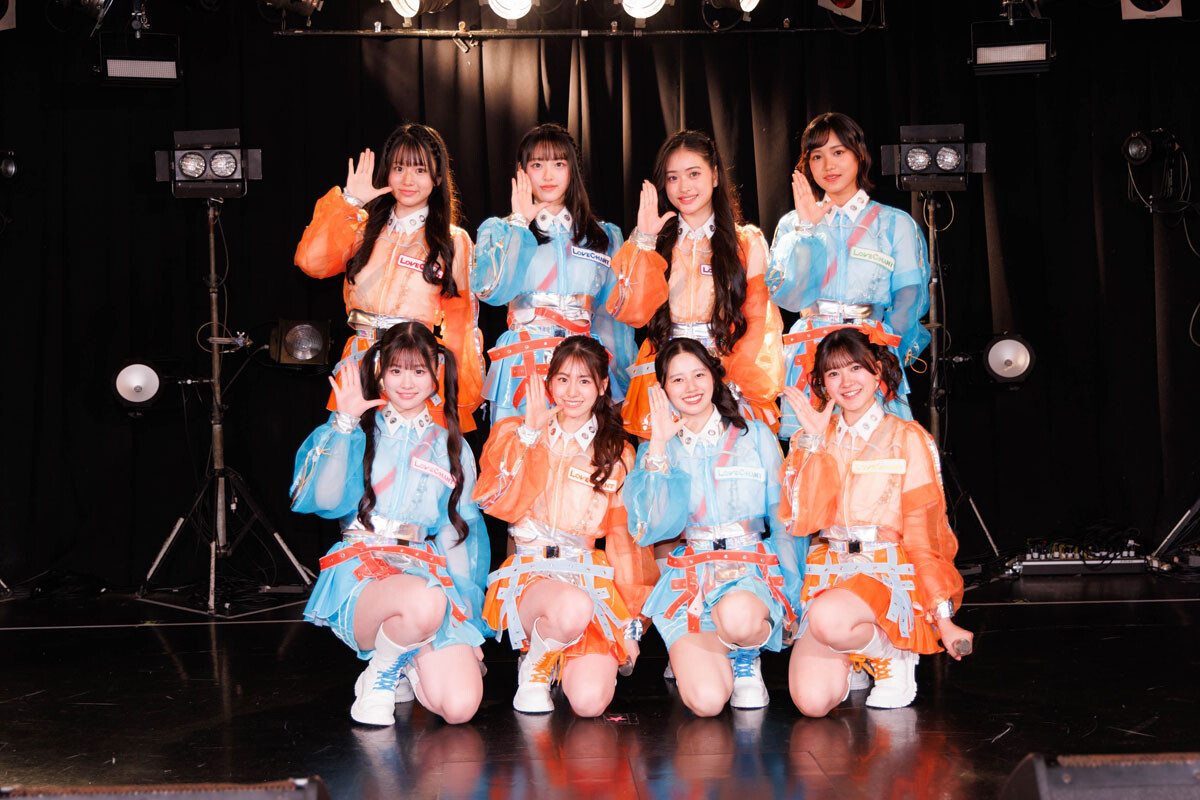 左上から原武凜奏、岡本紬希、林友莉菜、山本夏翠、藤咲まりか、森湖己波、浅蔵るか、菊地綾（撮影／五十嵐和博）